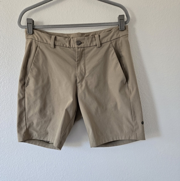 Lululemon ABC Short 9" in Tan color Classic Fit Warpstreme Fabric size 34 - Picture 3 of 16